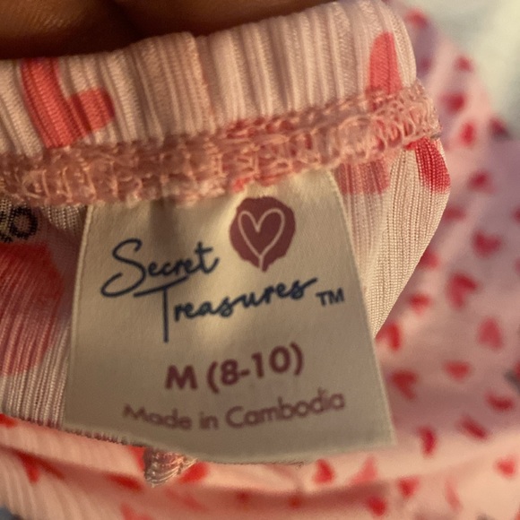 XOXO 💋 Pajamas Set - Picture 9 of 10